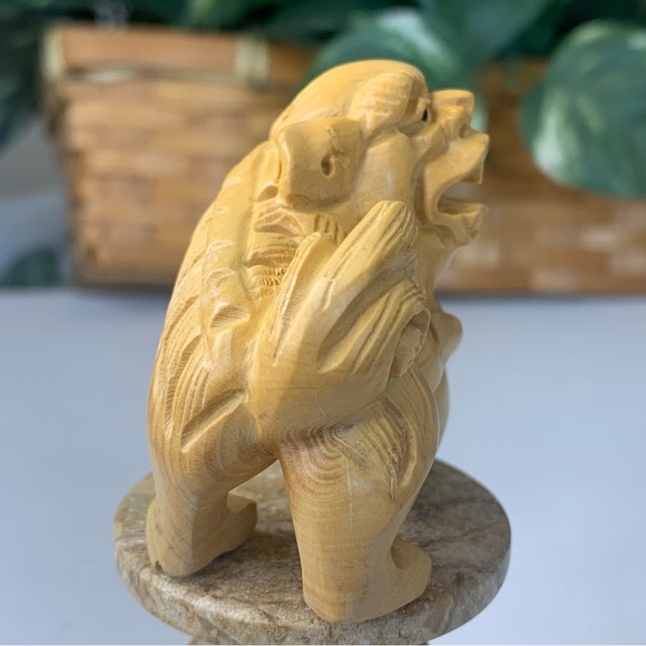 Vintage Hand Carved Pixiu Boxwood Netsuke Animal Figurine Wood Carving 2.2"x2" - Picture 9 of 15